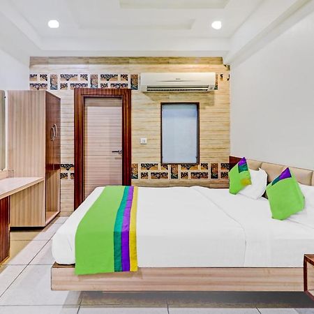 Treebo Taj Dream Hotel Agra  Kültér fotó