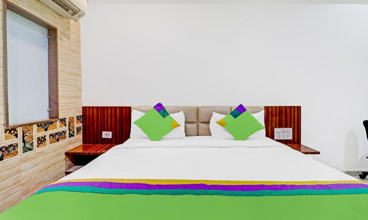 Treebo Taj Dream Hotel Agra  Kültér fotó